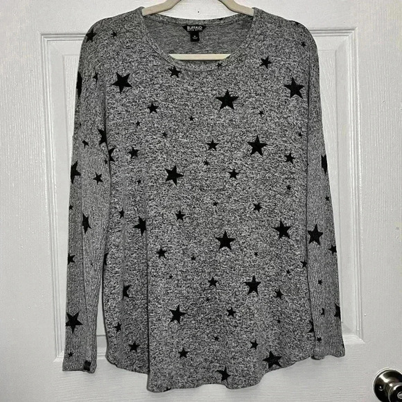 Buffalo David Bitton Sweaters - BUFFALO DAVID BITTON Gray and Dark Gray Stars long sleeve Sweater | size medium
